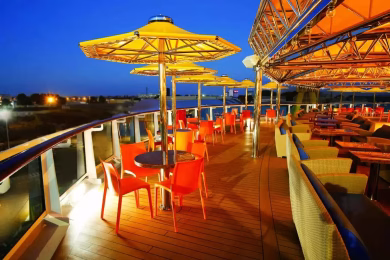 costa-diadema-0yqw25s742cmtazqdxn3gh3hx8.webp