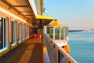 costa-diadema-0yqw25s7endc6ad1xxn3gh3hx8.webp
